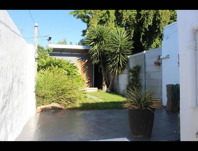 2 BEDROOM PROPERTY TO RENT IN WOODSTOCK